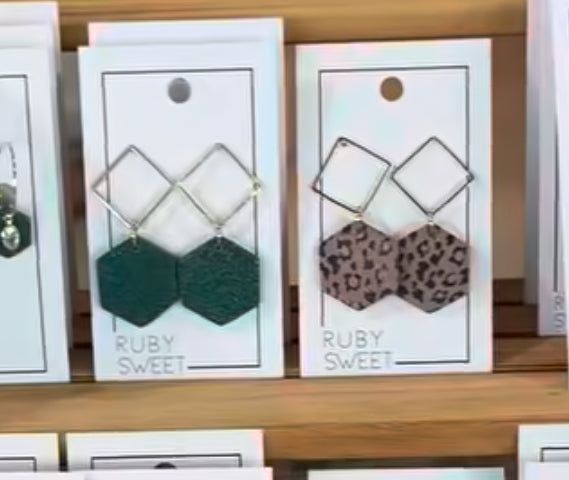 Ruby Sweet- 1 pack earring